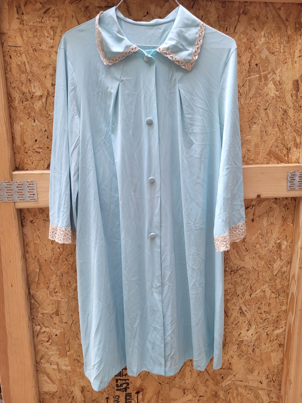 Vintage Vanity Fair Blue Whispy Elegant Lace Trim Gown 36 Retro Housecoat Regal