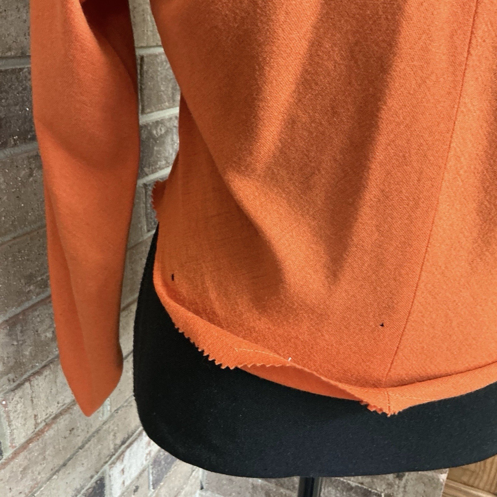 60s VINTAGE Lily Montez California Orange Knit top Tie Neck Size 10 Womens #19D4