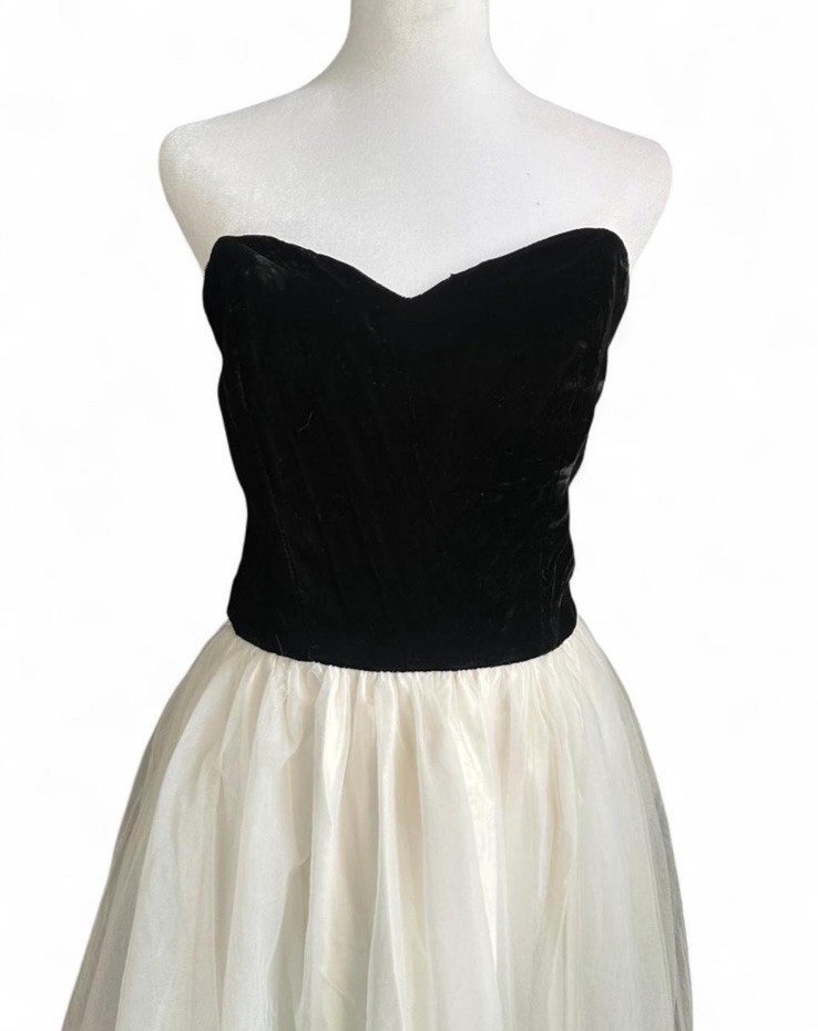 VTG 80s Black Velvet & Ivory Tulle Party Dress Full Skirt Sweetheart Bodice Sz10