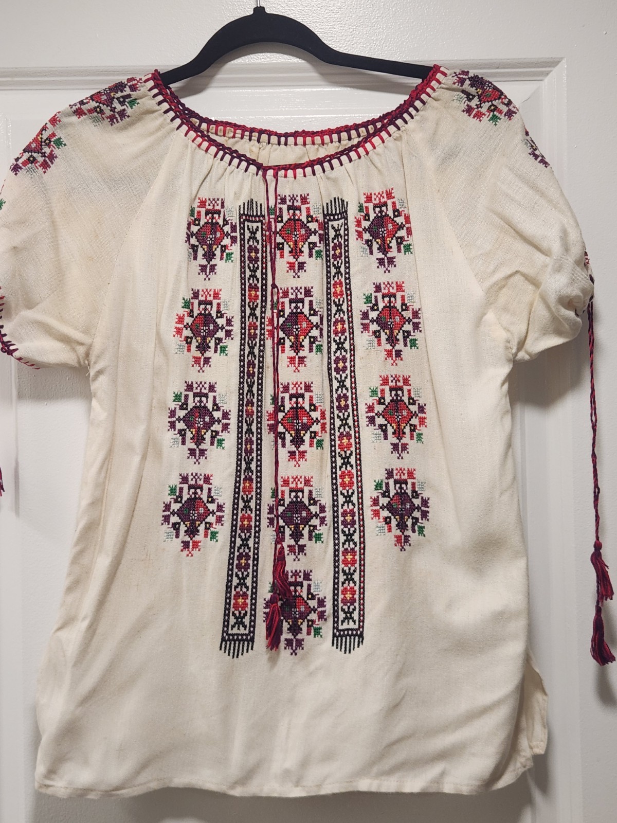 Vintage Hand Embroidered Romanian Folk Blouse Boho Ethnic Peasant Top White L/XL