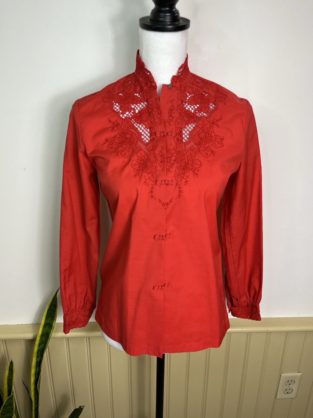 Vintage Daffodil Red Embroidered Blouse S Artsy Lace Button Top China Style Rare