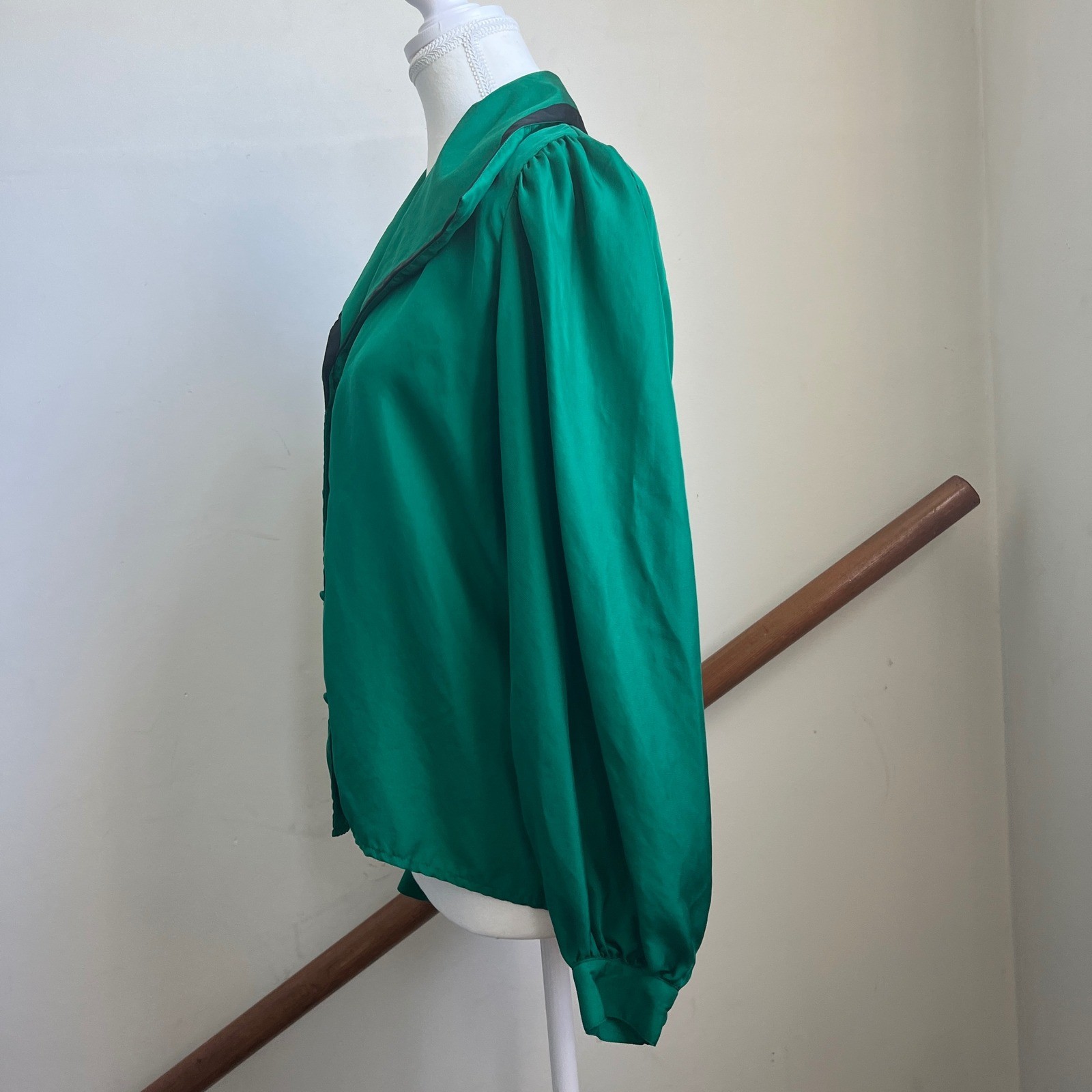 Vintage Frank Young Silk Blouse Emerald Green Scarf Tie Button Up 80s Frenchgirl