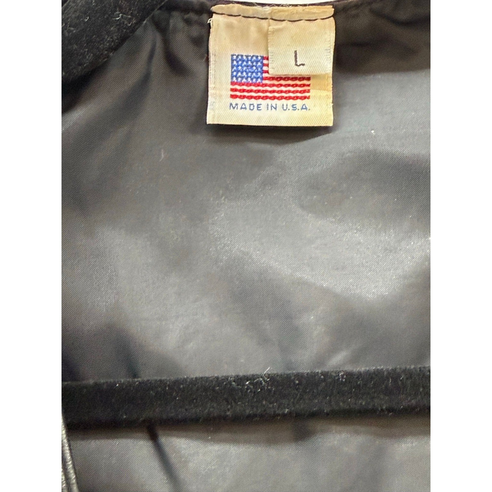 VTG Made in USA Black Leather Wrap Snap Vest Biker Rock Sz L-Runs small PTP 17″
