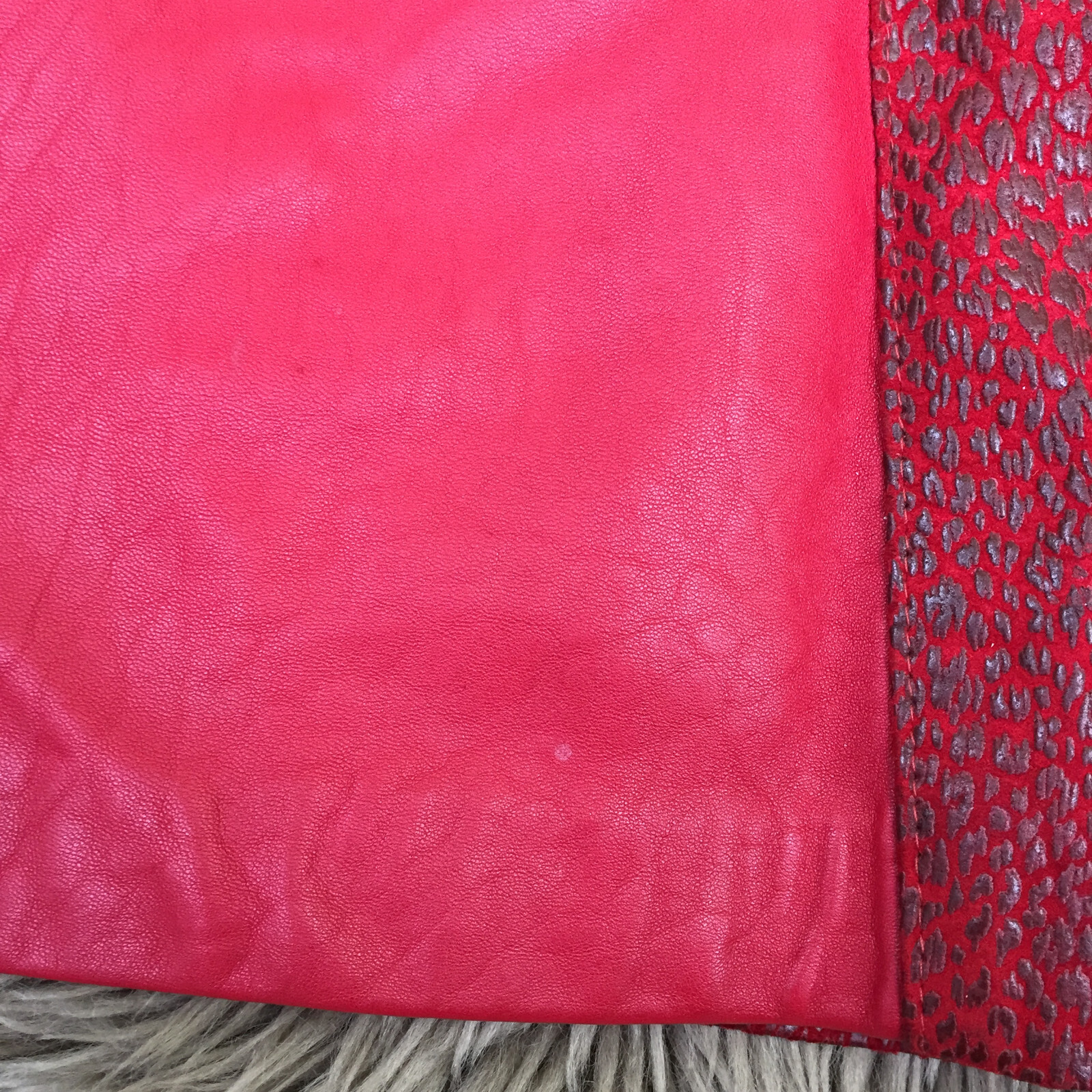 Rumors n’ Gossyp 1980s vintage red leather pencil skirt w/pockets – size M