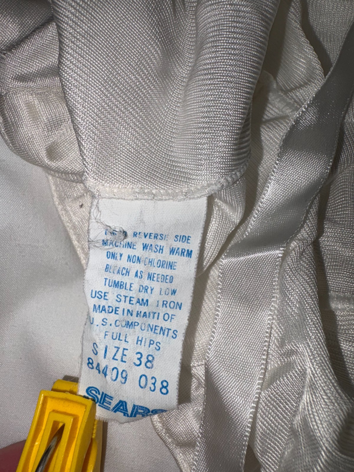 VTG Sears 38 White Full Hips Slip Detailed Scalloped Trim 84409