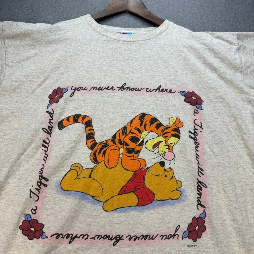 VTG Disney Winnie the Pooh Tigger Graphic T-Shirt Oversized Made in USA Retro