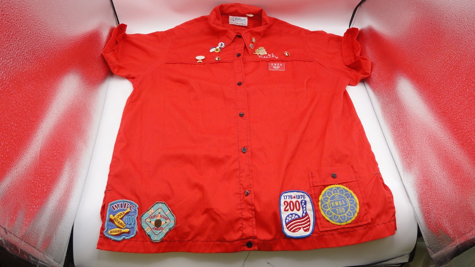 Vintage 1970s Red Hilton Womens Bowling Shirt w/ WIBC KWBA Kansas Patches & Pins
