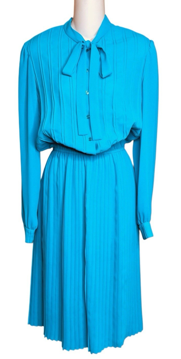 DVF Diane Von Furstenberg Vintage Secretary Pleated Bow Dress 10