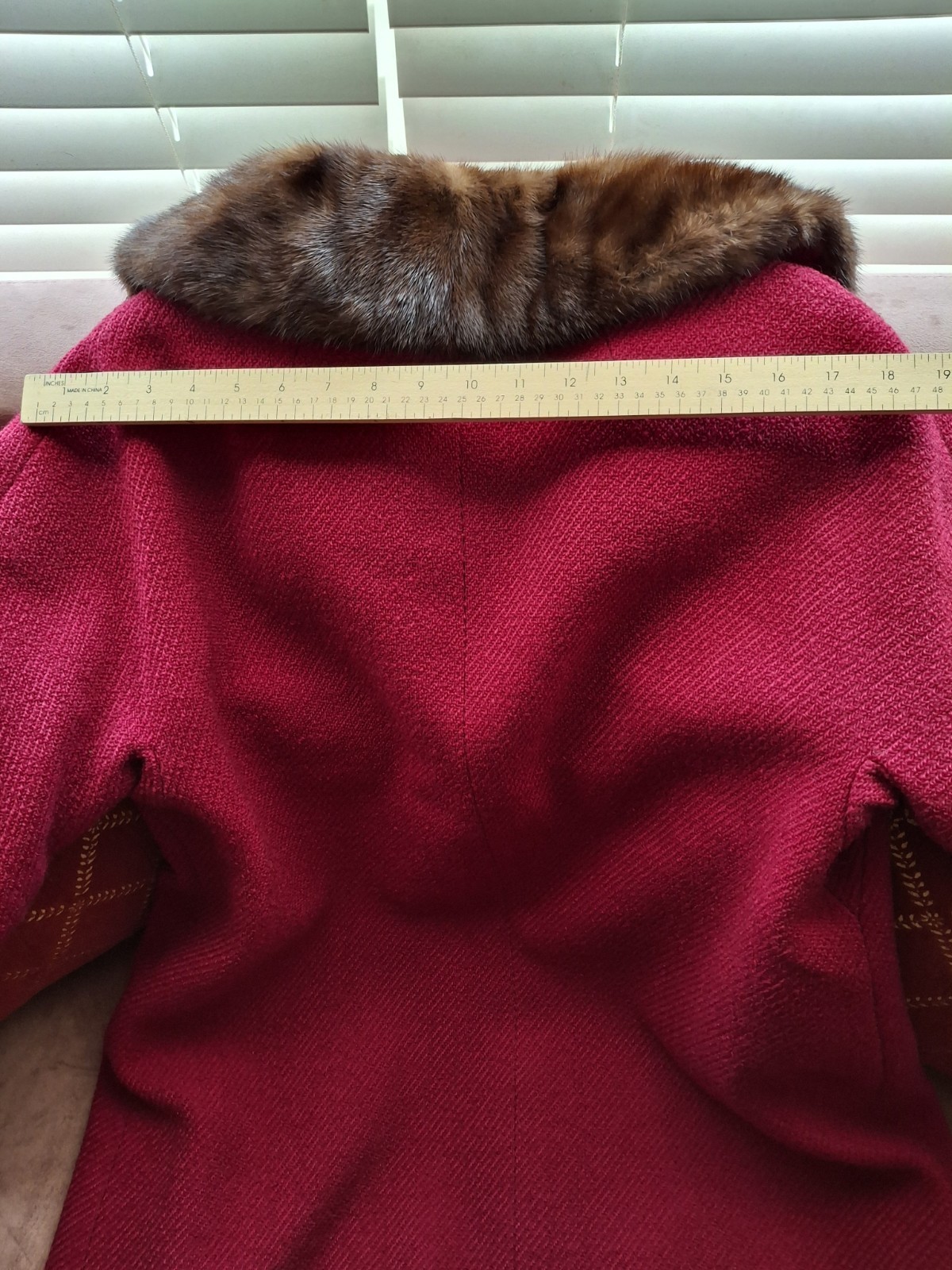 Vintage 50s/60s Sycamore Women’s Magenta Wool Coat Bracelet Sleeves Fur Collar
