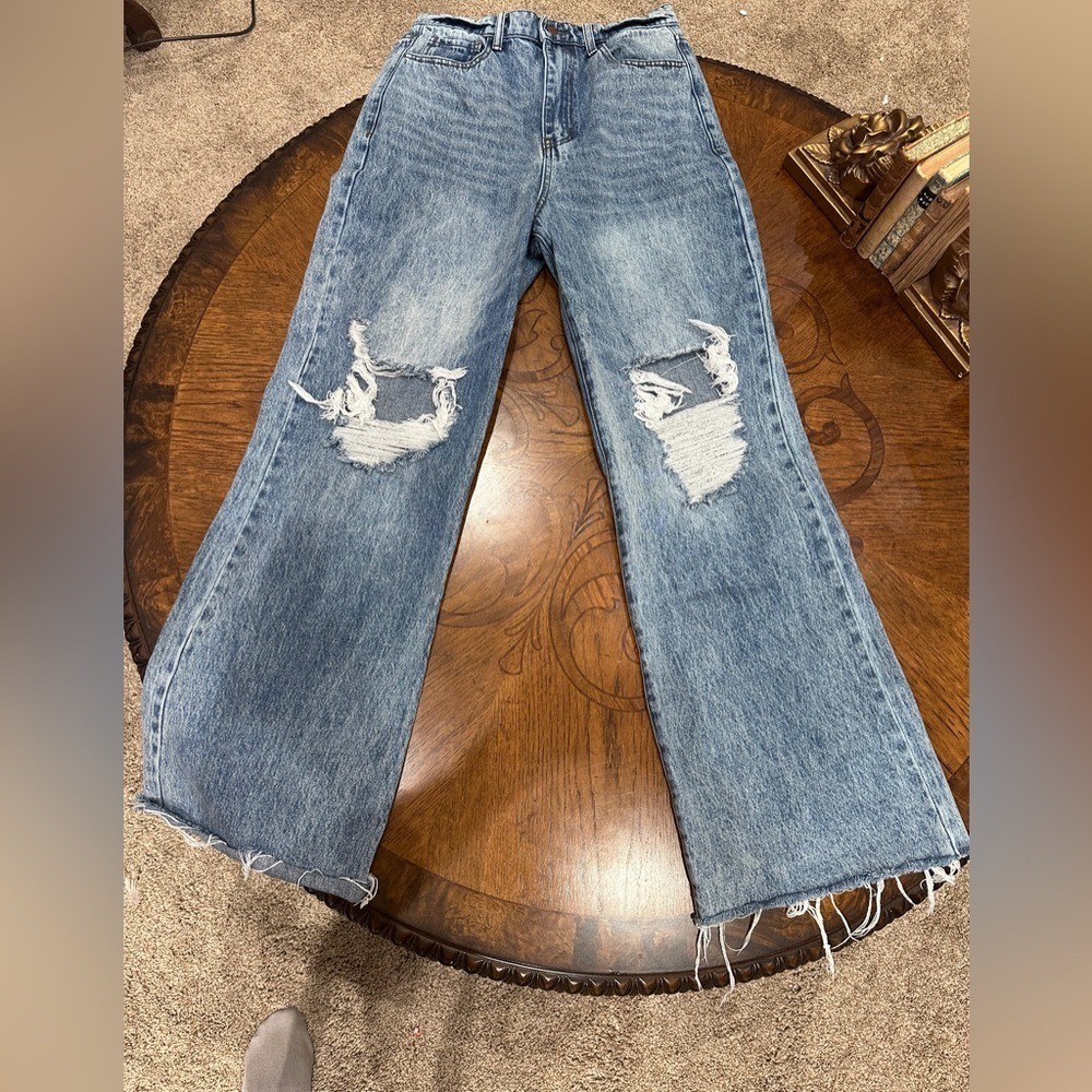 Vibrant M.I.U. Wide Leg Jeans 9 Distressed Indie Sleaze Grunge