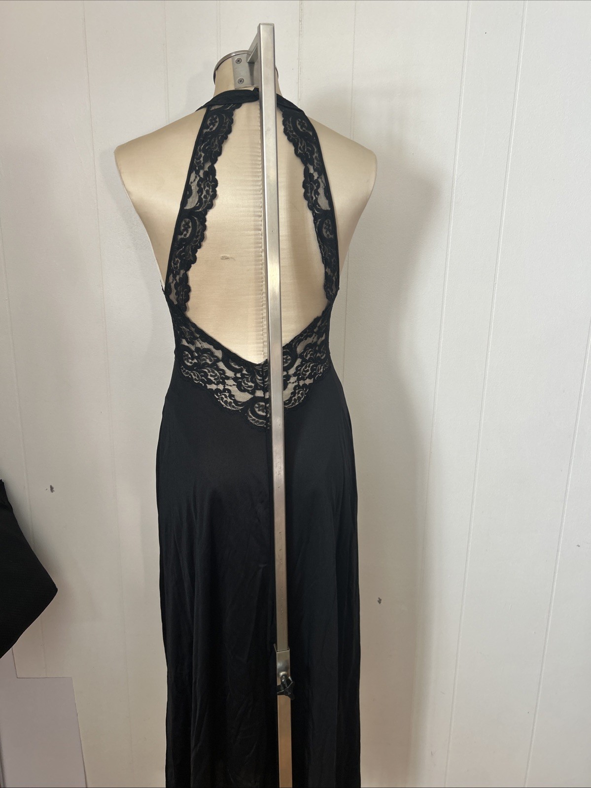 RARE Vtg Glydons Hollywood High Neck Lace Black Nightgown Deep V Low Backless M