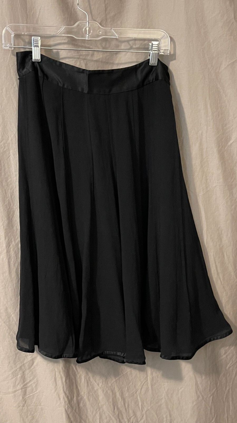 Donna Karan New York Stunning Minimalist Black Silk Bell Skirt sz 6 NWT