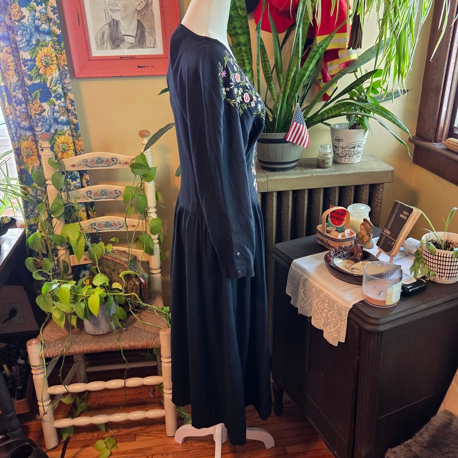 Vintage 90s Passports Pier 1 Imports Cottagecore Embroidered Dress Black Medium