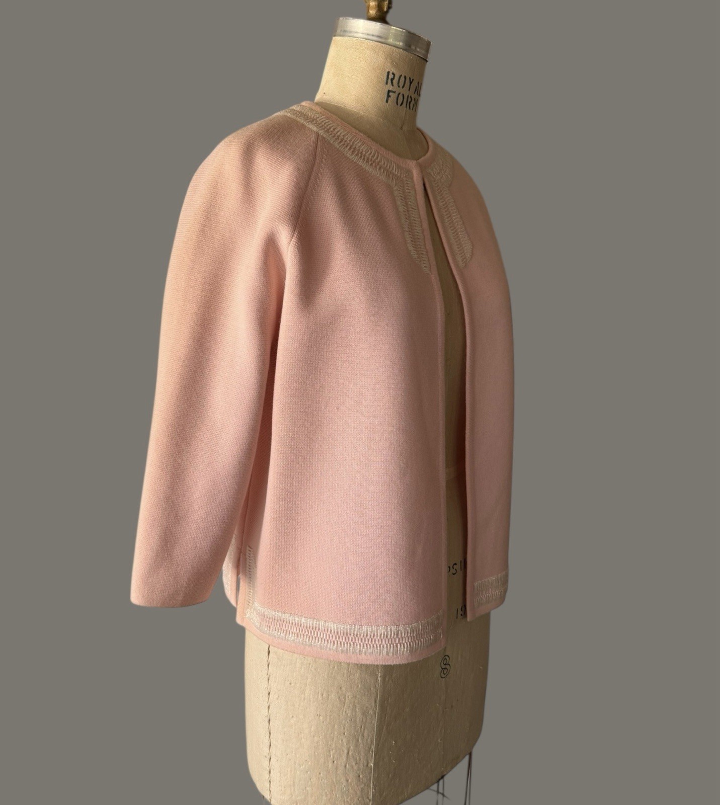 Vintage 1960s PINK Dorce for LeRoy 100% Wool Knit Open Cardigan Beaded Sweater