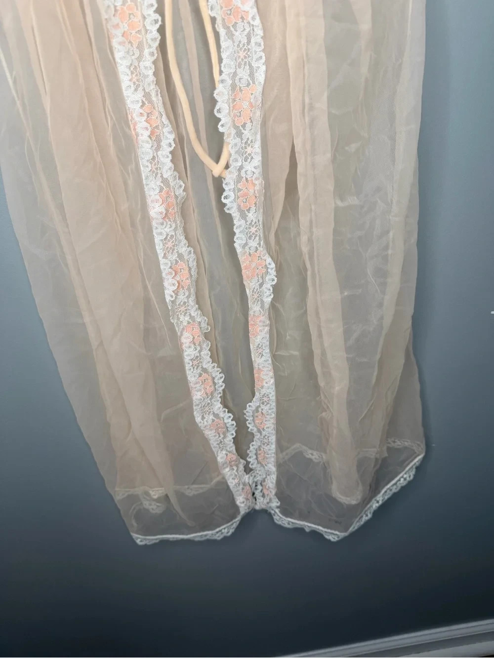 Vintage Nylon Mesh Lace Lined Tie Front Robe, Peaches and Cream OS