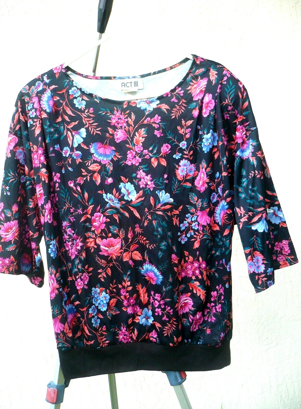 VTG 80S ACT 3 MULTI COLOR FLORAL PLUS 2X 1X BANDED BLACK SILKY BLOUSE WOMEN POLY
