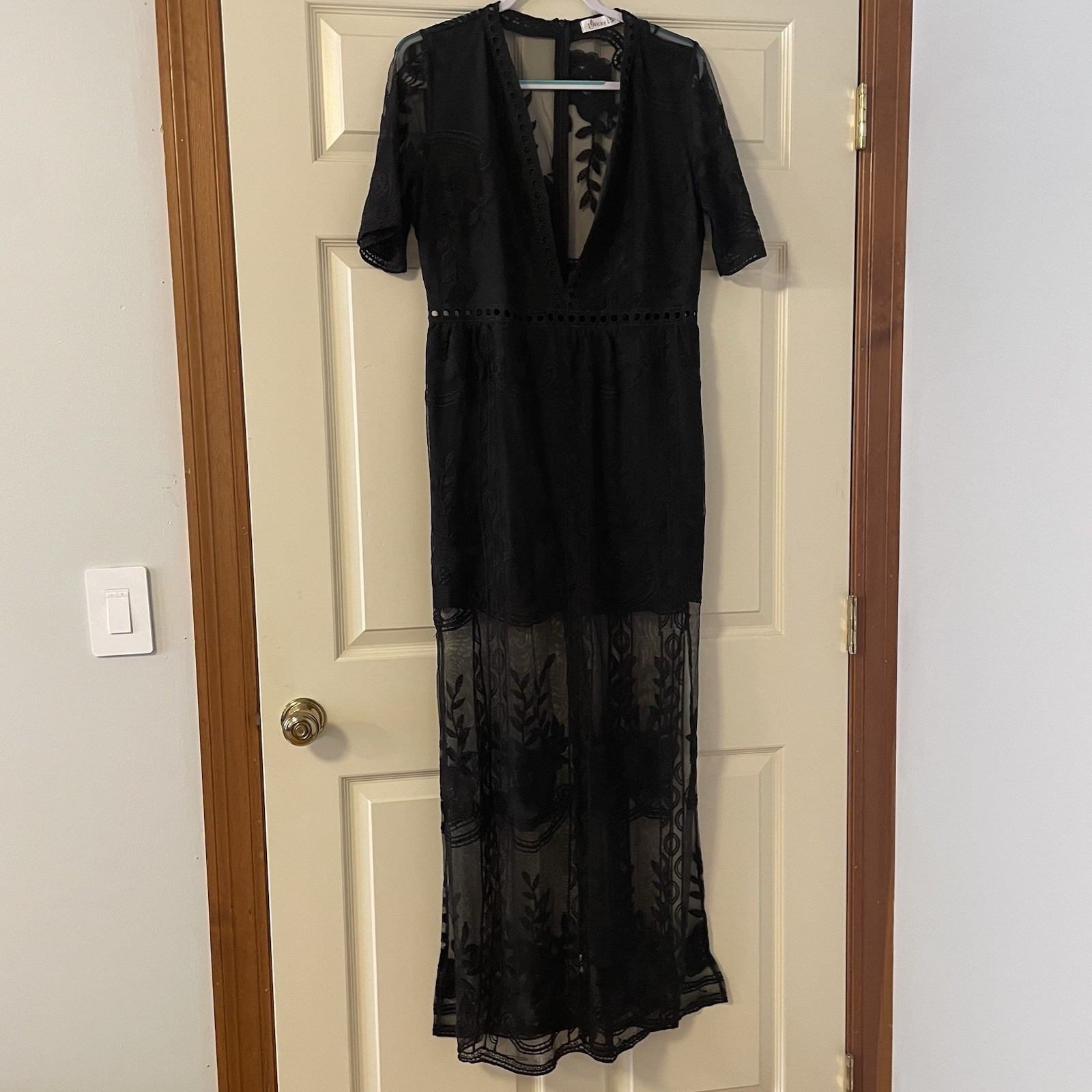 Women’s Black Lace Maxi Dress Sz XL Wedding Formal Event Whimsigoth Details