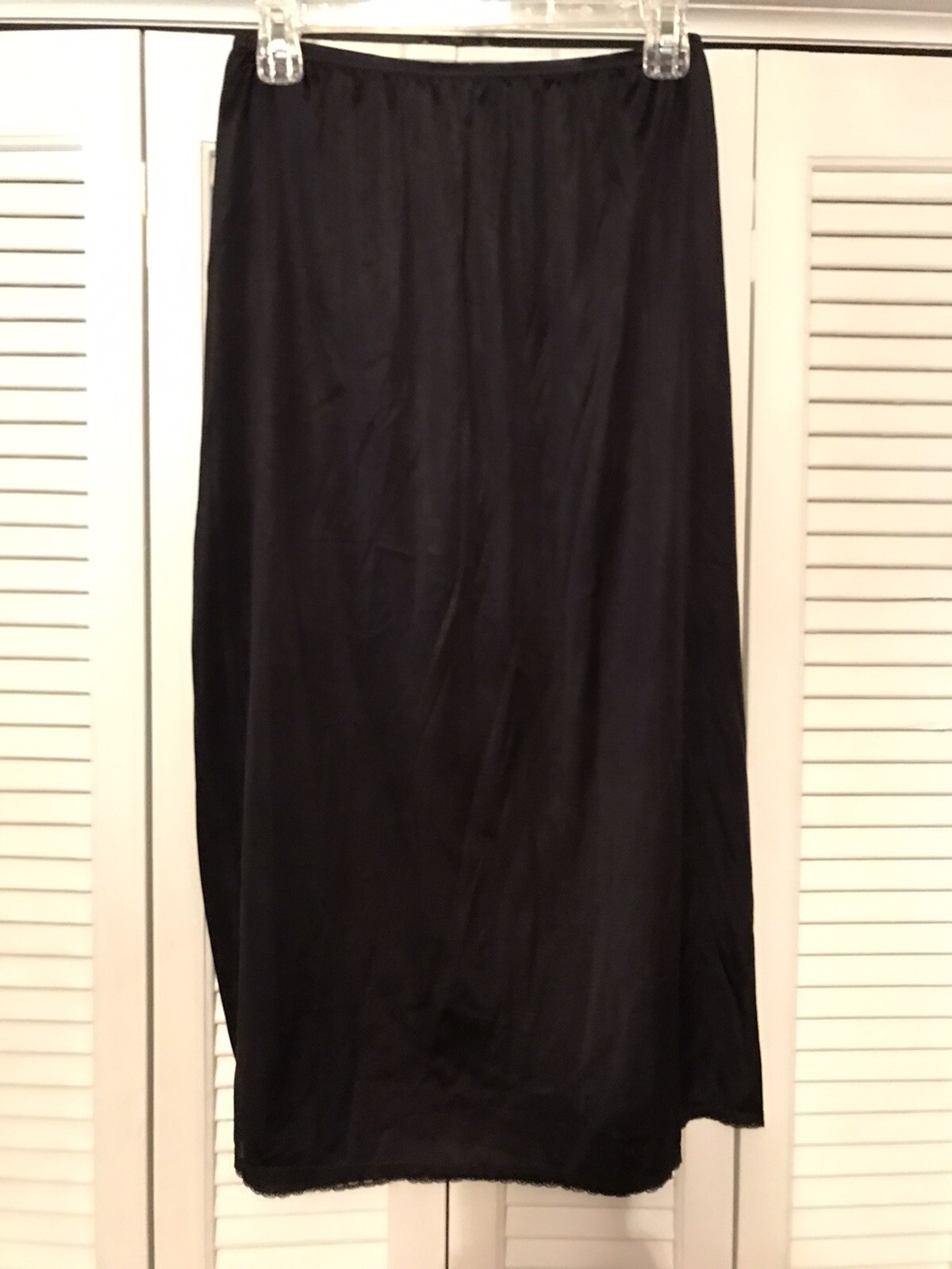 vassarette half slip black 32” L /42