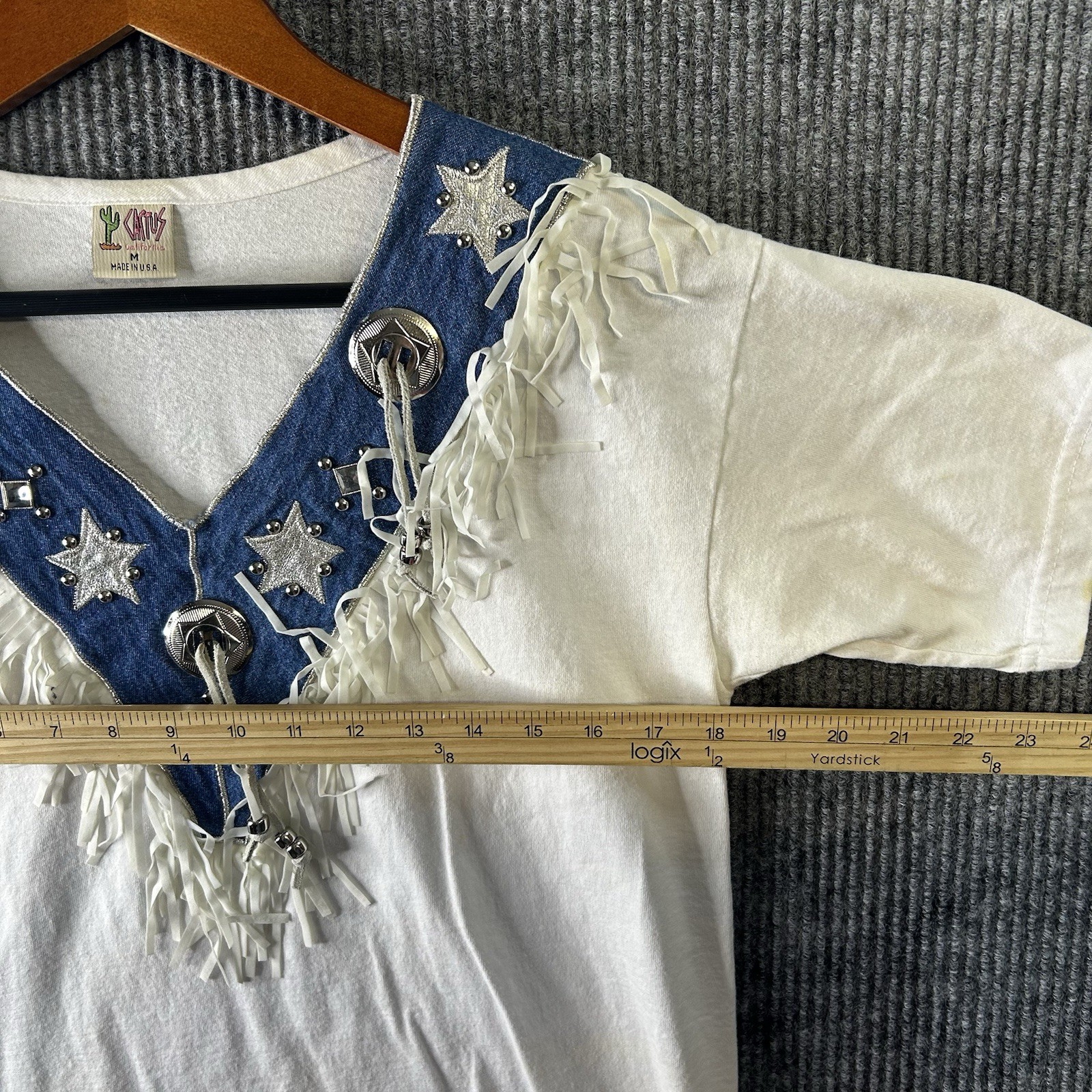 Vintage Western Shirt Women’s Medium V Neck Cactus Made In USA