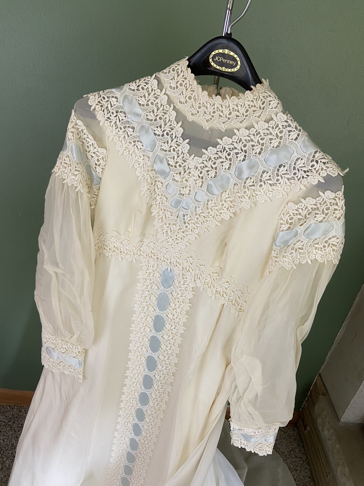 1960s VTG Edythe Vincent Alfred Angelo Lace Long Sleeve Wedding Dress Train Blue