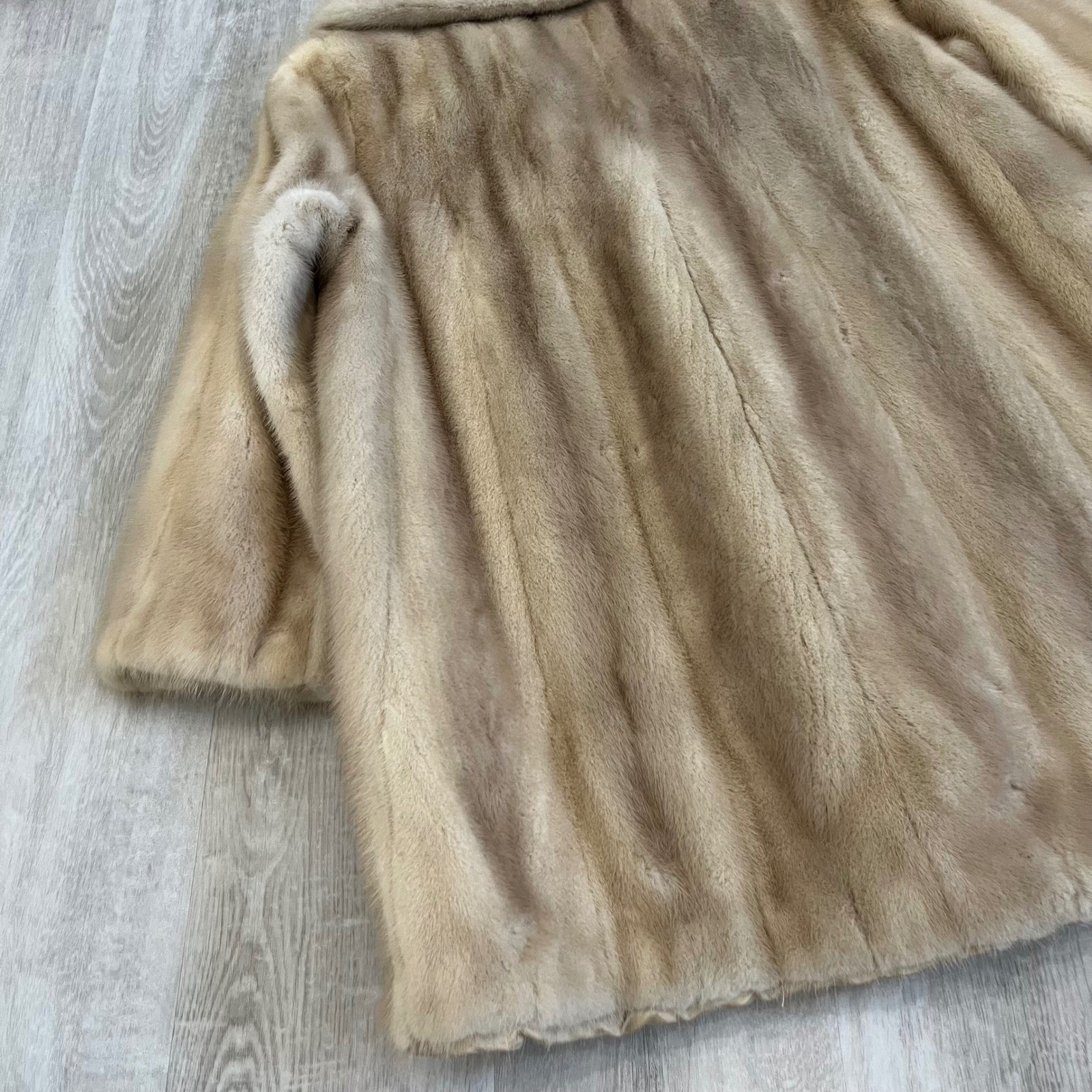 VTG EMBA Hope Natural Pale Blue Beige Mink Fur Coat Royal Quality Kreuzer Fur
