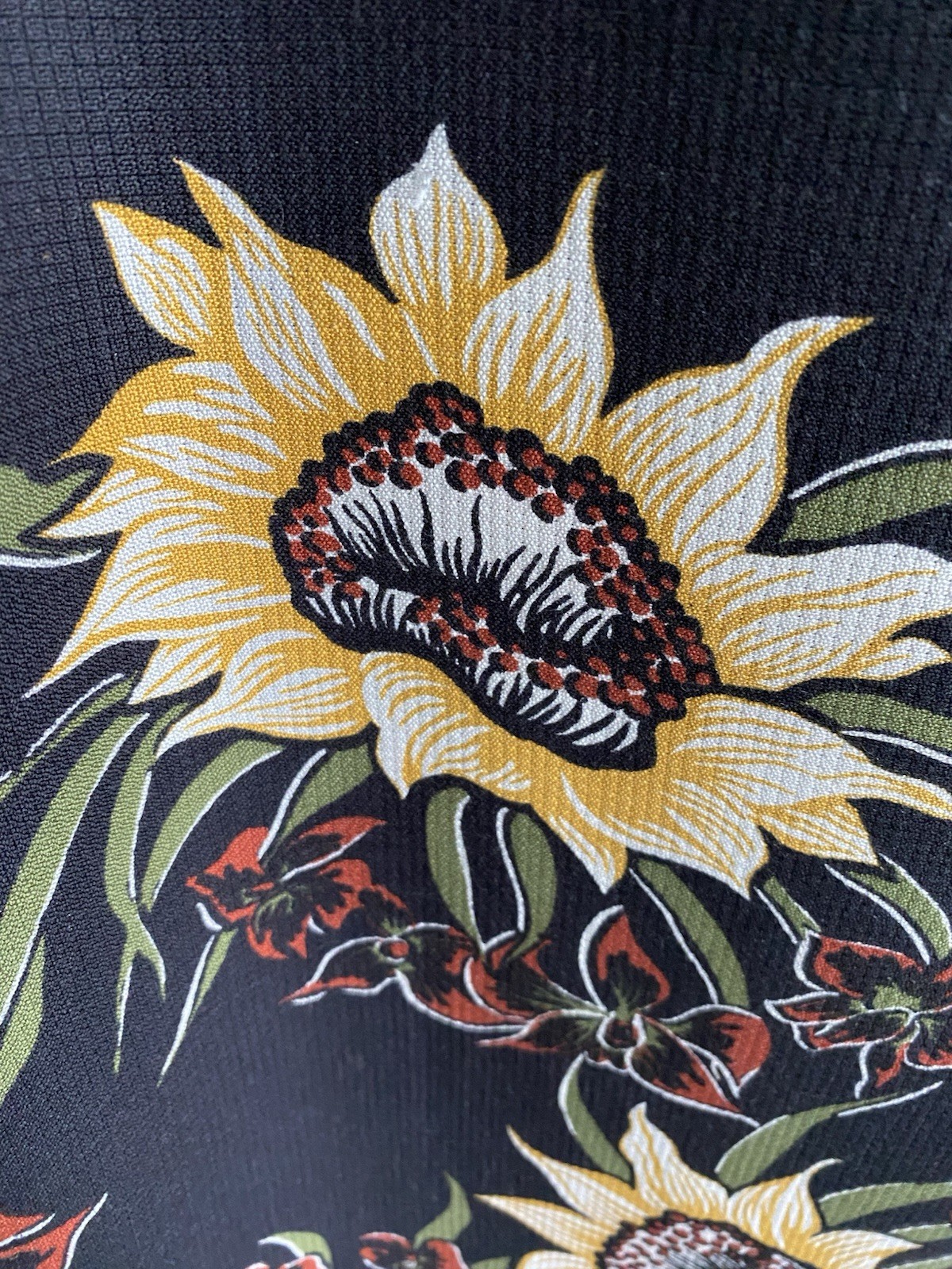 VTG Tommy Bahama Wrap Skirt Large Silk Maxi Sunflowers Hip Tie Beach Black