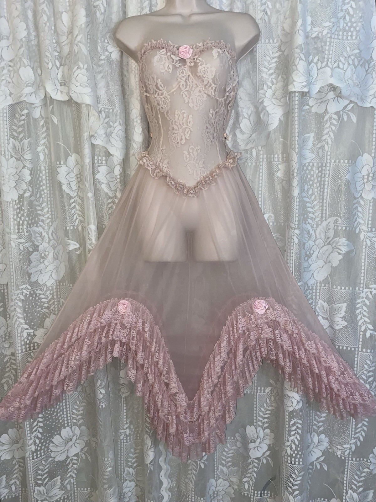 VTG M Dusty ROSE Pink SALOON GIRL Burlesque Lace Top Chiffon Nightie Nightgown