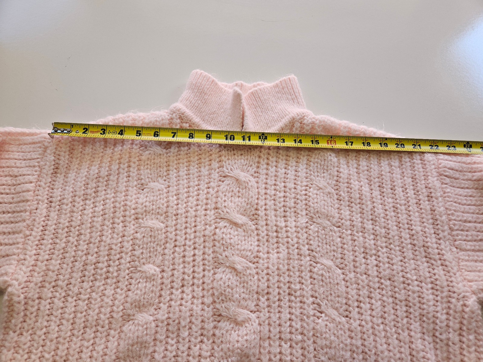 Vintage 80s Tarazzia Pink Cable Knit Sweater Acrylic Fuzzy Look Chunky Knit Med.