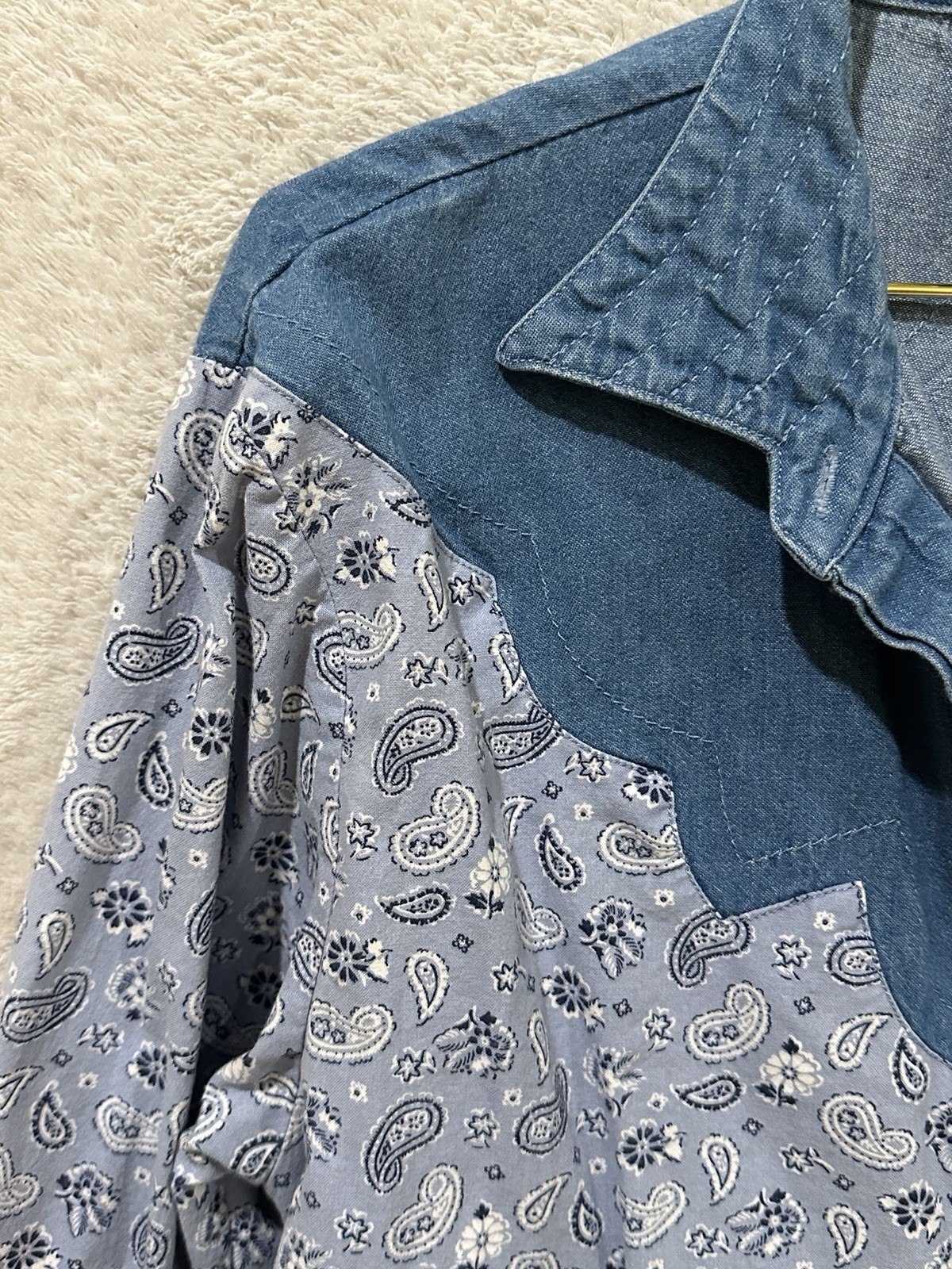 Vintage Wrangler Western Wear Women’s Button Up Denim Shirt Paisley 4H Country