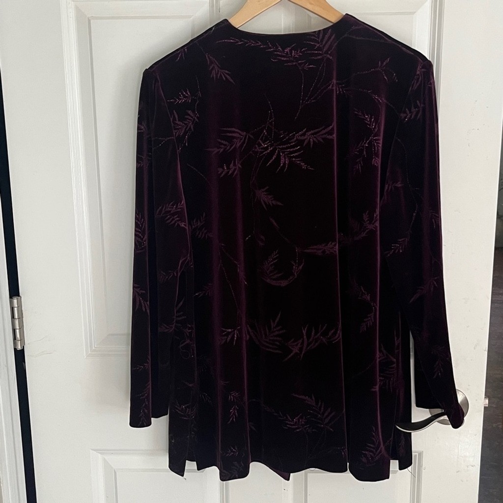 Vintage R&M Richards Plum Velvet Embroidered Long Sleeve Blouse vntg sz 14