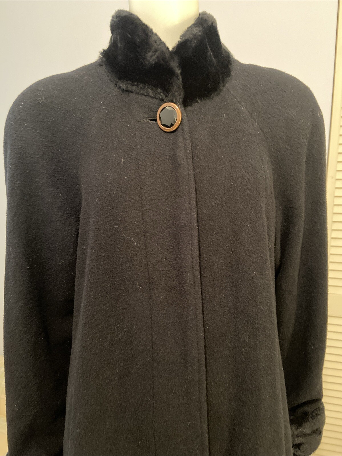VTG TALBOTS Women’s Glam Long Black Coat Faux Fur Collar & Cuffs Pockets Lined 8