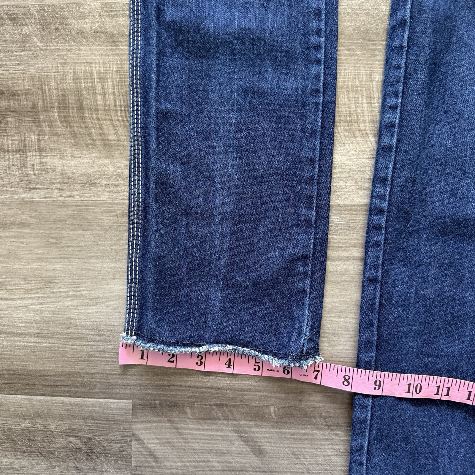 Vintage Jordache Horsehead Jeans Size 26×32 70s White Stitch High Waist Raw Hem
