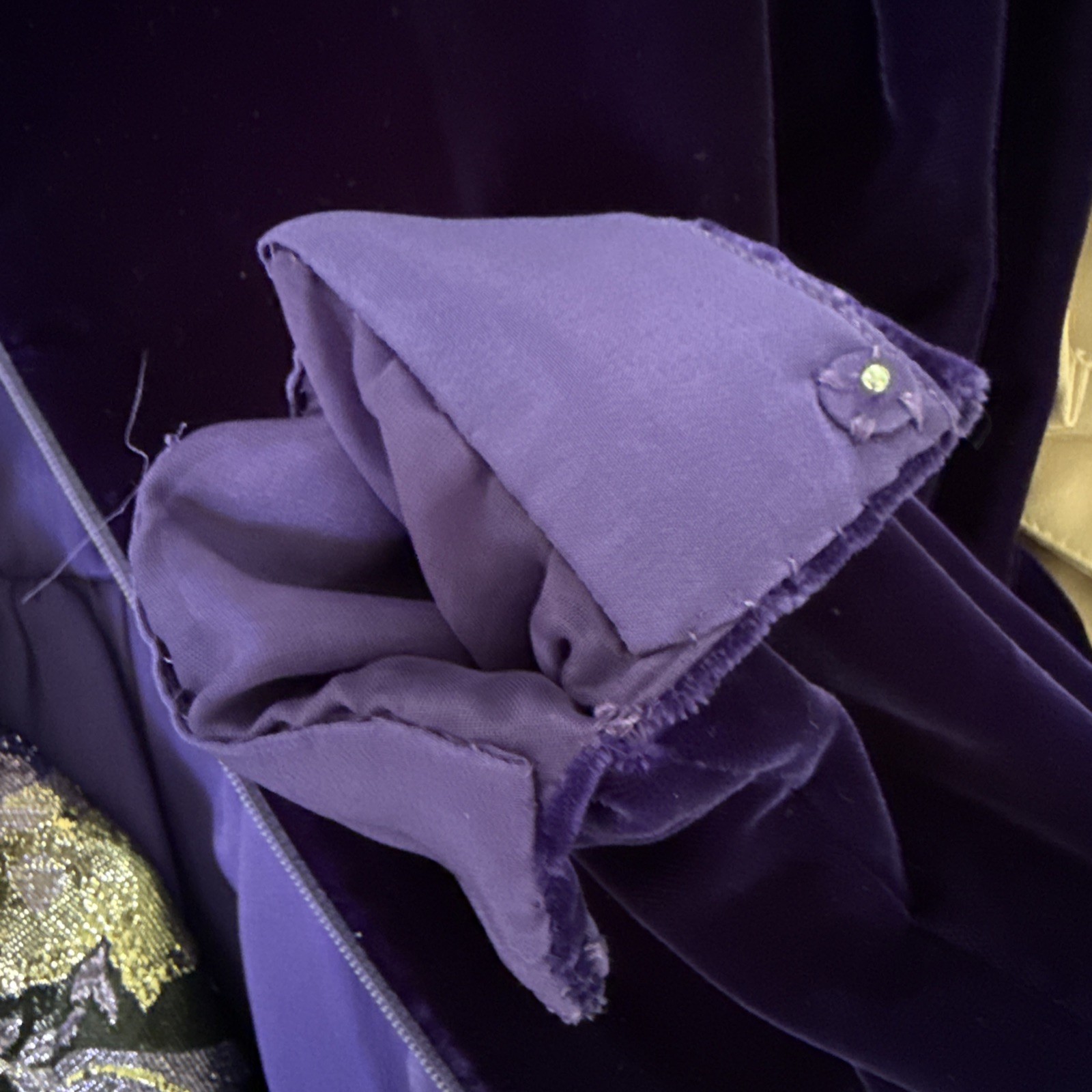 VTG Kent Originals Purple Velvet V Neck Brocade Black Gold Velvet Empire Gown