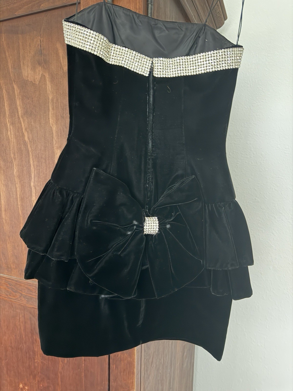 Women’s Vtg Strapless Black Velvet Dress Big Bow Rhinestones Size XS 80’s 90’s