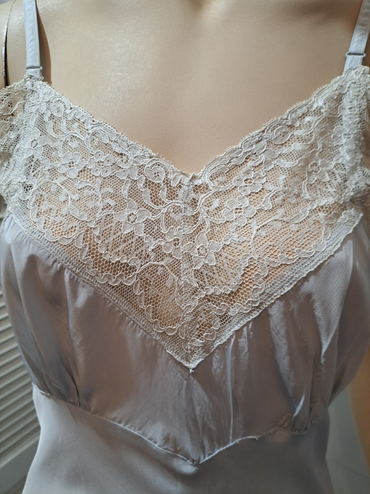 Vintage 1940s Baby Blue Bias Cut Rayon Lace Romantic SLIP / SLIP DRESS Size S