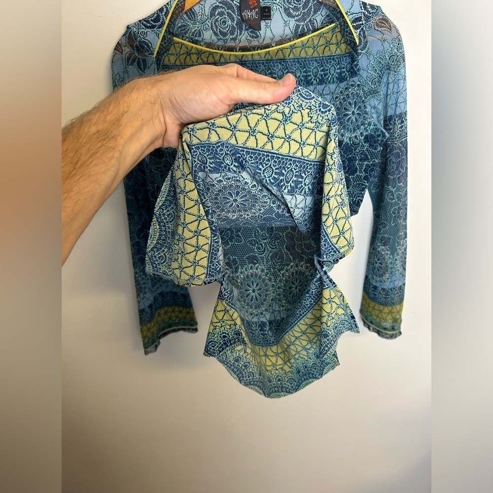 Anac by Kimi Vtg Y2K Top Blouse Sheer Bee fabric Size M Long Sleeve Artsy