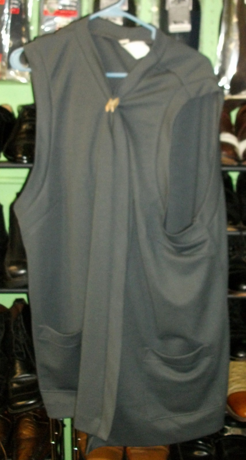 Vintage 70s Ladies Barry Ashley Charcoal Sleeveless Vest Size 3X, Plus