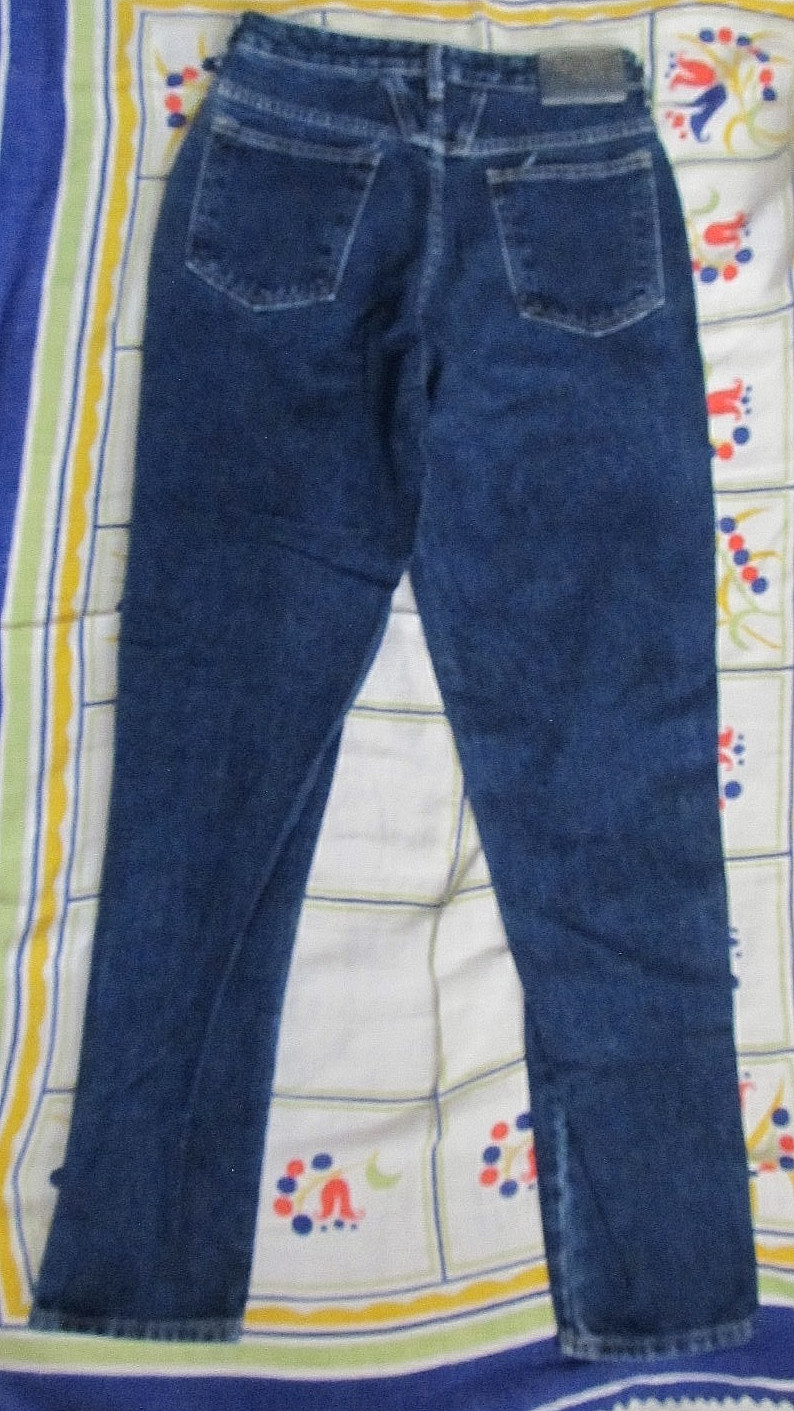 Vintage 1980’s dark wash, blue label Marithe Francois Girbaud jeans size 9/10
