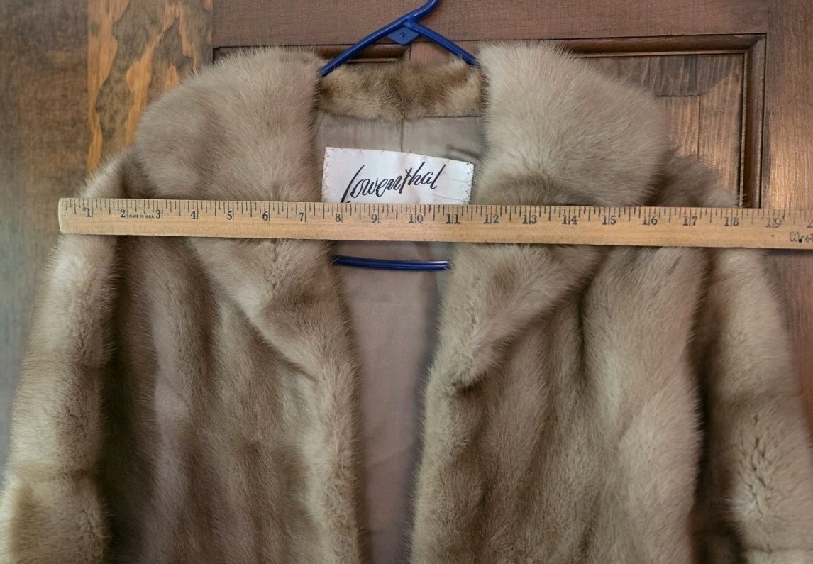 Mink Fur Wrap – Size Small/Medium – EMBA – (Lowenthal) Natural Brown Mink