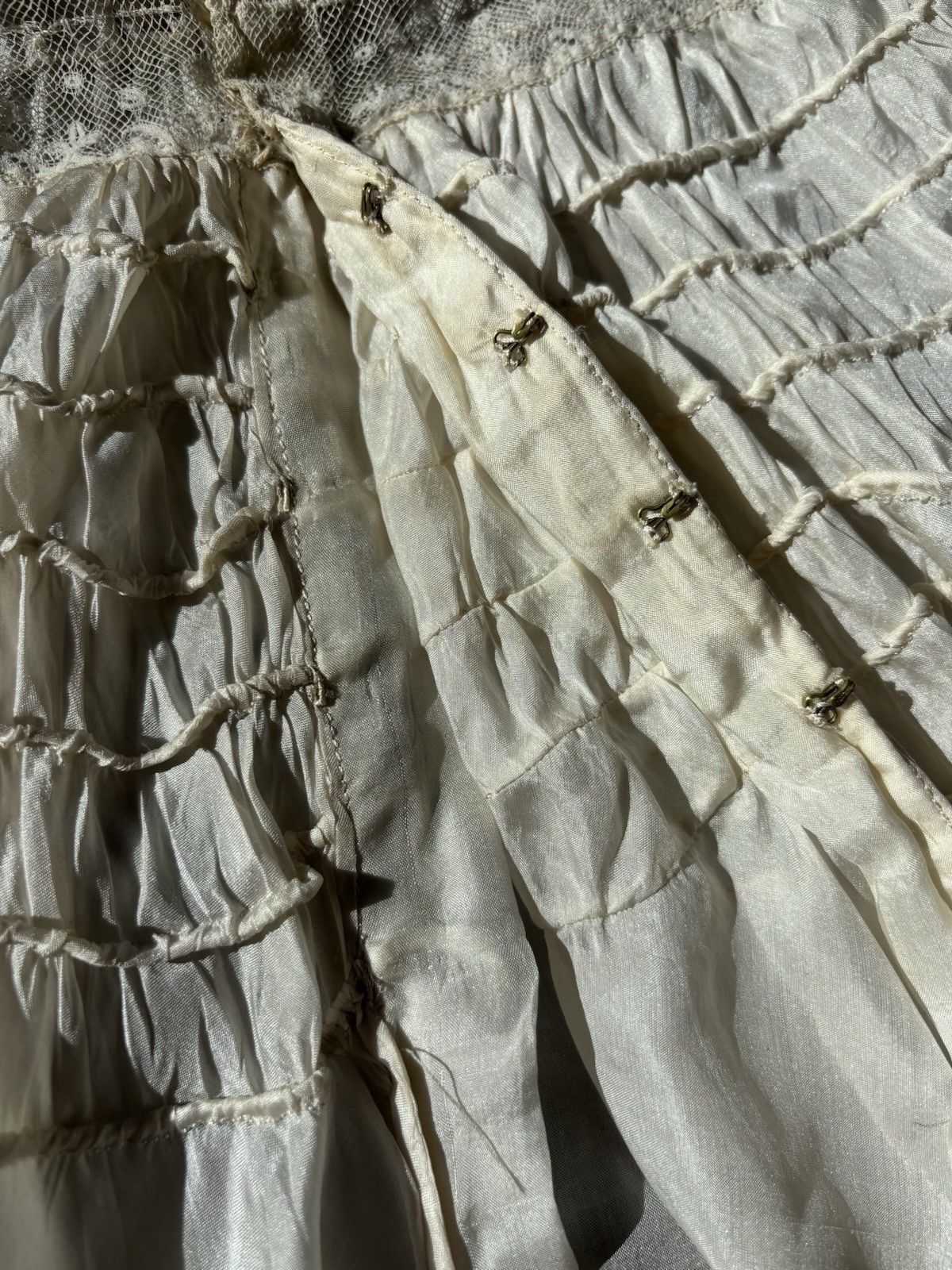 Antique Edwardian Silk Lace Dress Smocked Whitework Pigeon Breast 1900s 1890s