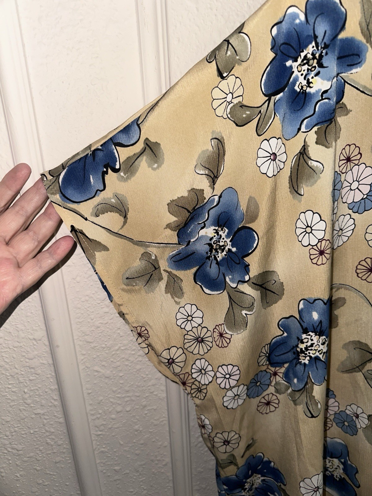 Vintage 90s Maggie Sweet 3X Daisy Wheel Taupe Sand Blue Floral Crepon Blouse