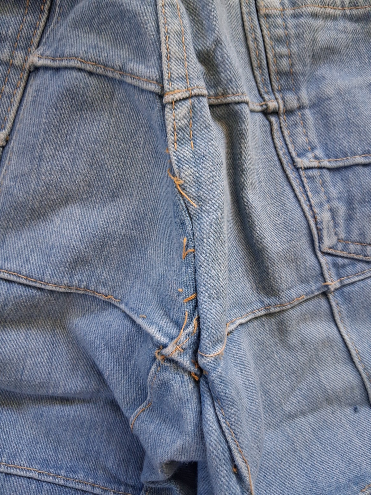 Vintage Brittania Sportswear Patchwork Bell Bottom Jeans Approx: 27×34 70’s
