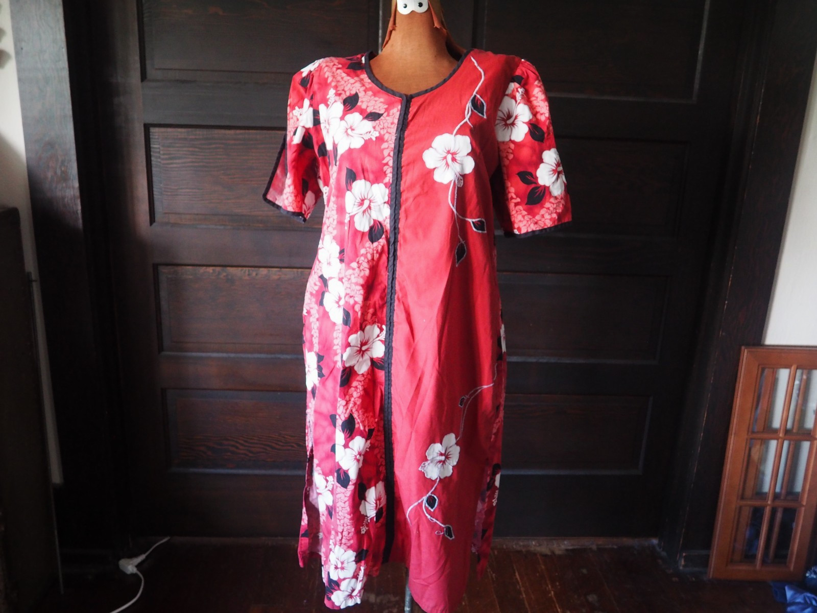 VTG 80s 90s Red White Black Floral Beach Hawaiian USA Made Muumuu Dress L