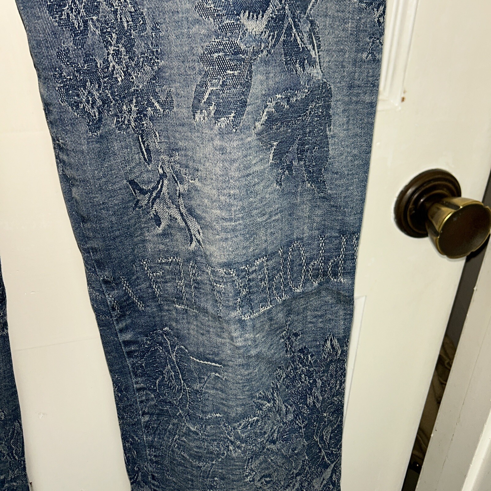 RARE VTG Cappopera Jeans Couture, Italian, Y2K/ 90’s, Brocade Design, 30” x 31”