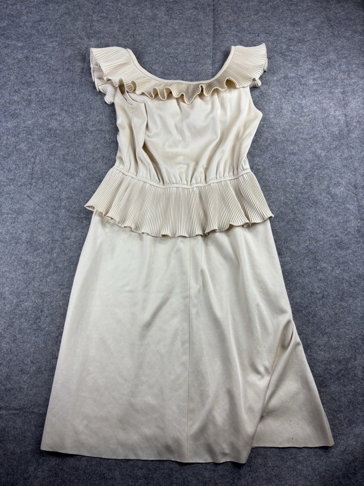 VTG Saks 5th Ave Young Dimensions Womens B XS? Dress Gold 70s Party Cocktail SEE