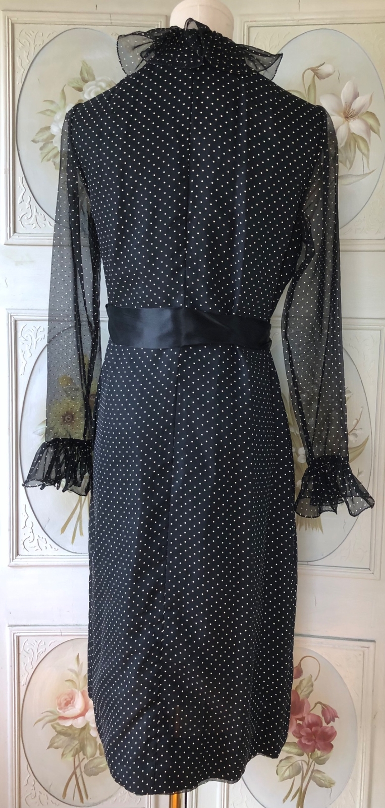 VTG 70s MARITA ANTHONY MUTO BLACK WHITE POLKA DOT RUFFLE COLLAR DRESS CHIFFON