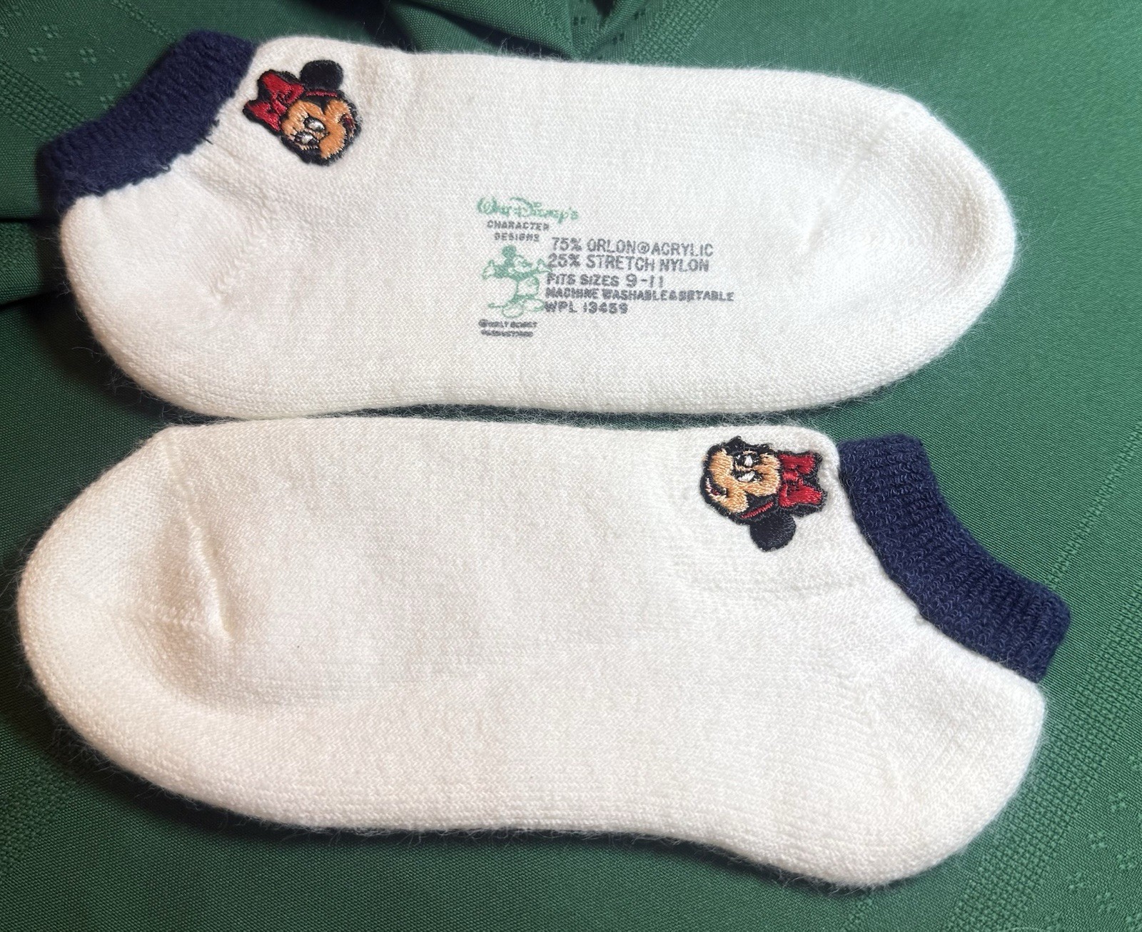Vtg Disney Minnie Mouse Tennis Sport Acrylic / Nylon Ankle Socks Sz 9-11