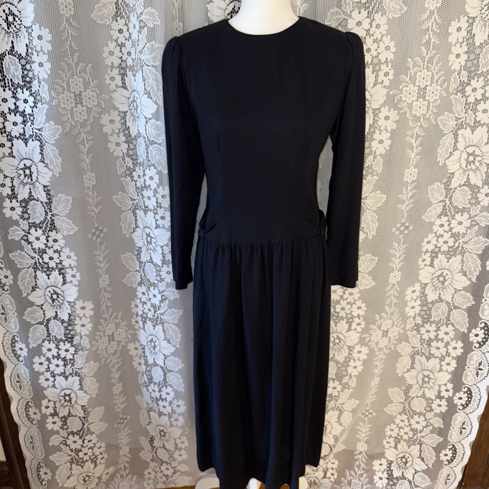 Vintage Lanz Originals Woman’s Opaque Rayon Little Black Dress Size 8 34 Bust