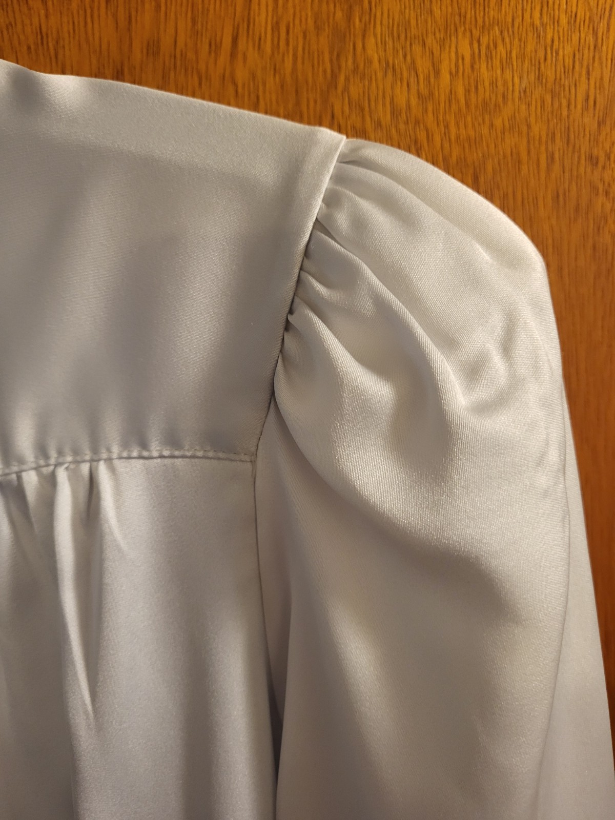 Vtg Cristin Stevens Blouse Gray Silky Long Sleeves Button Up 46″ Bust
