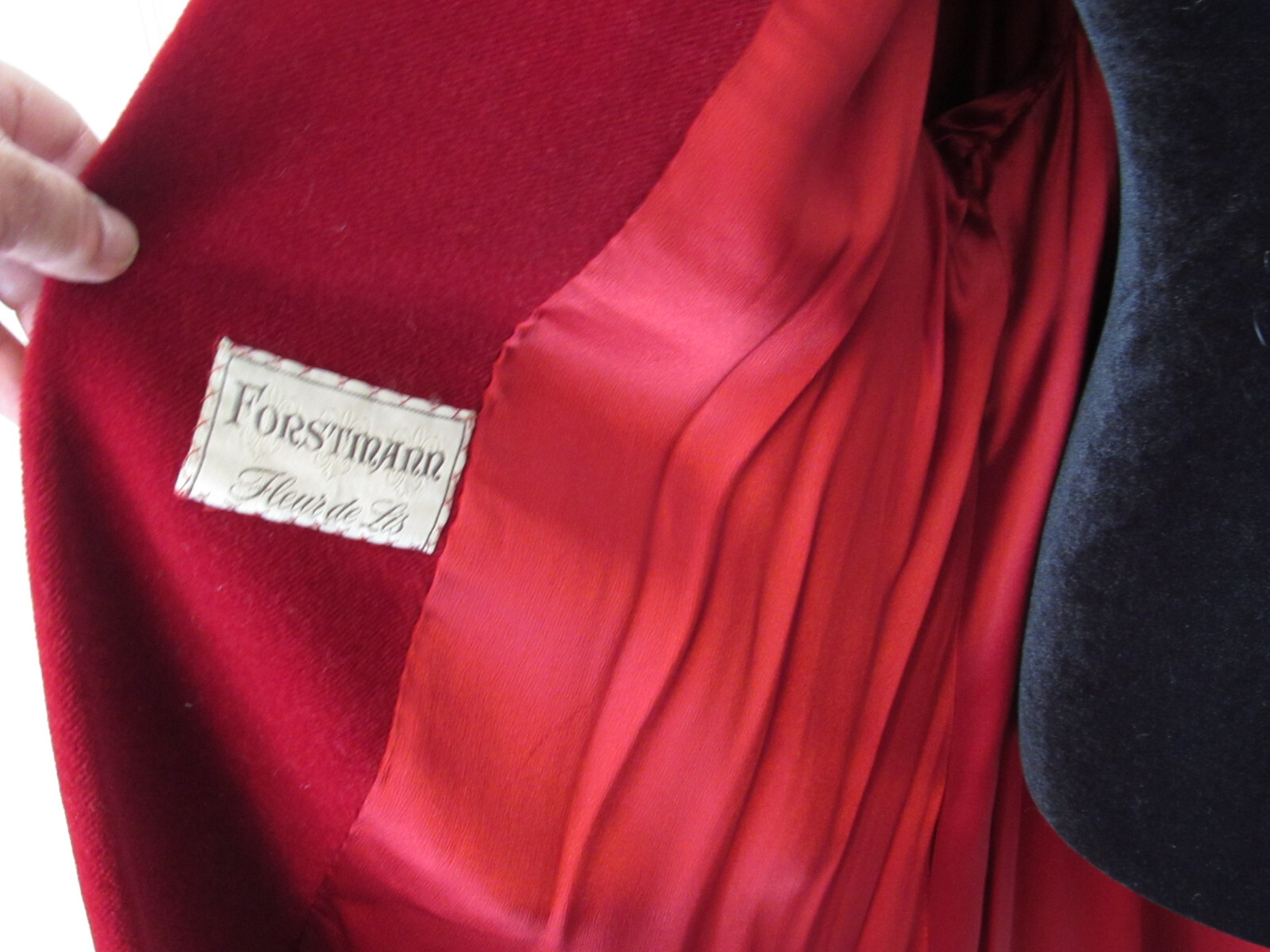 Vintage Forstmann Fleur de Lis Levitt Shop Dark Red Women’s Overcoat Jacket